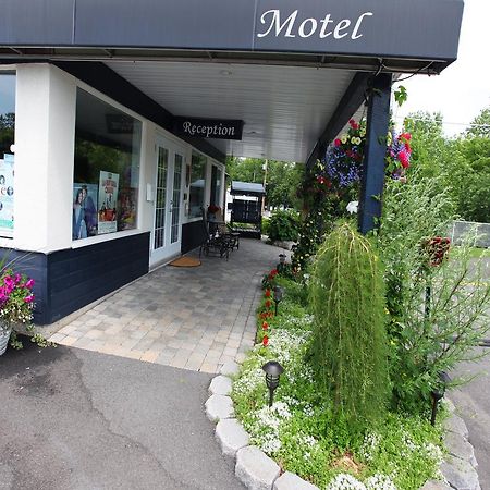 Motel Parc Beaumont Inc. מראה חיצוני תמונה