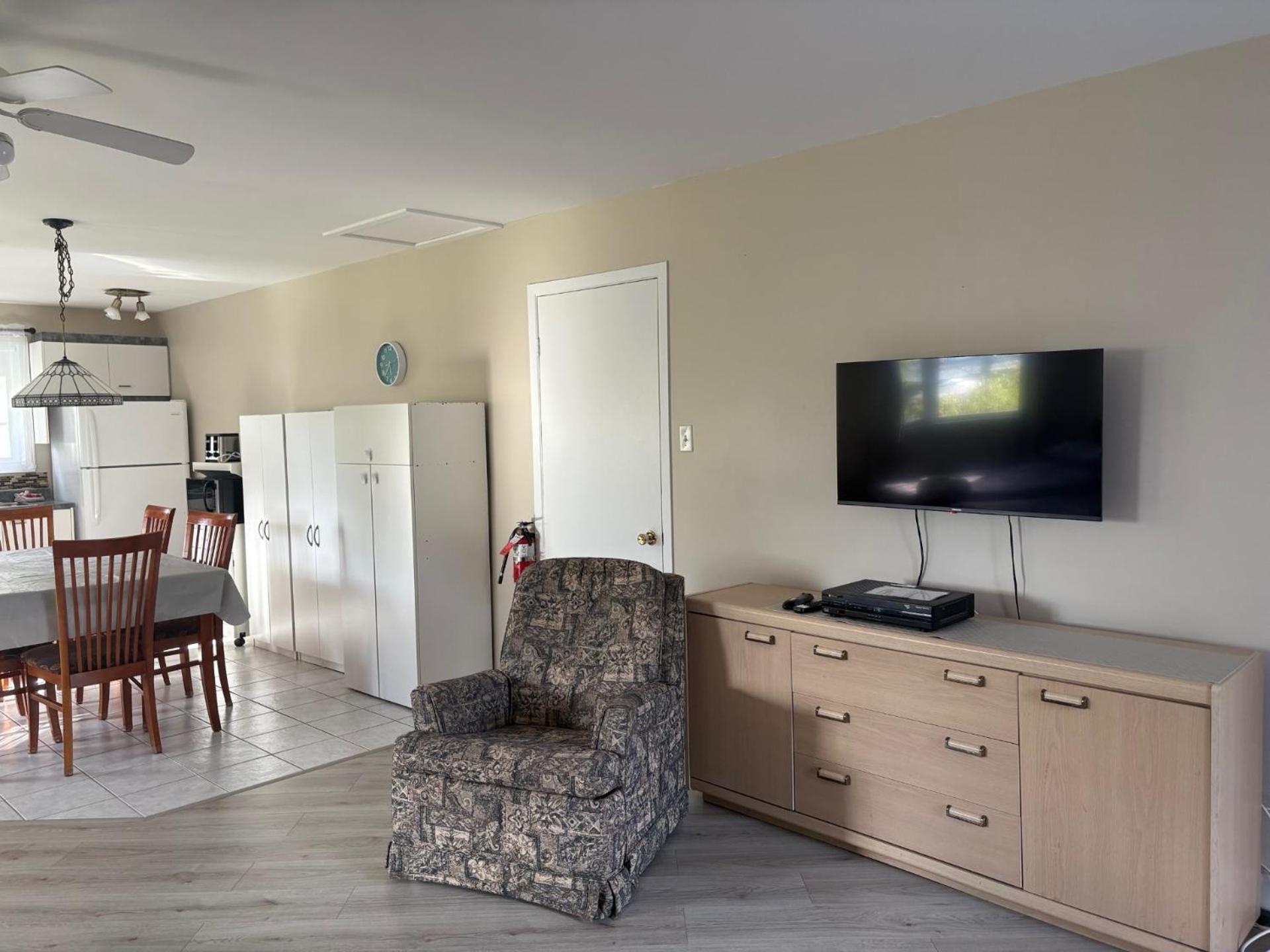 Motel Parc Beaumont Inc. מראה חיצוני תמונה