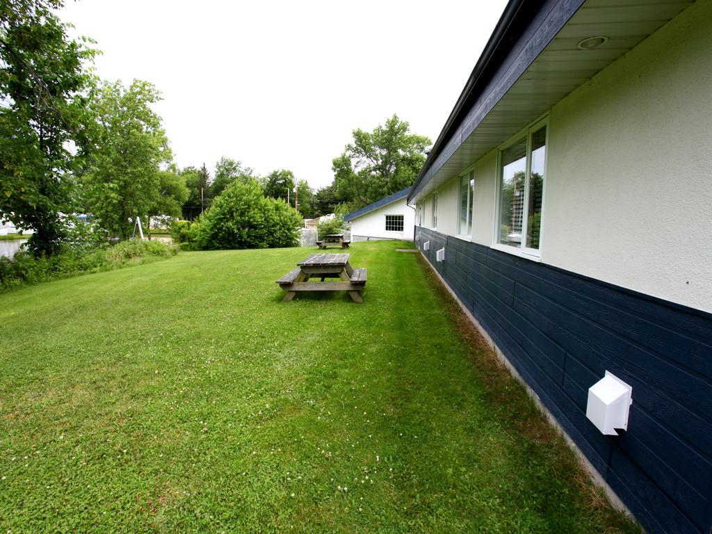 Motel Parc Beaumont Inc. מראה חיצוני תמונה