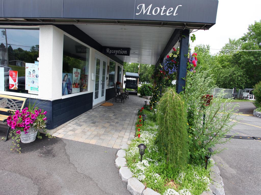Motel Parc Beaumont Inc. מראה חיצוני תמונה